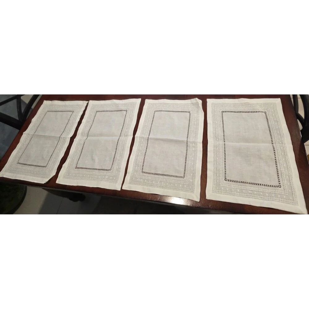 Cut Out Lace Linen Placemats White Set of 4 Vintage Handmade 19.5
